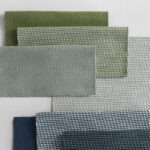 Textilien verleihen einem Raum Charakter. Die folgende Produktstrecke zeigt Stoffe, die als Schallabsorber oder Bezüge dienen.
