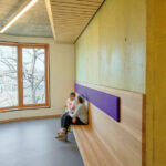 Für die Stuttgarter Waldorfschule errichteten Behnisch Architekten neue Unterrichtsräume für das Gymnasium.