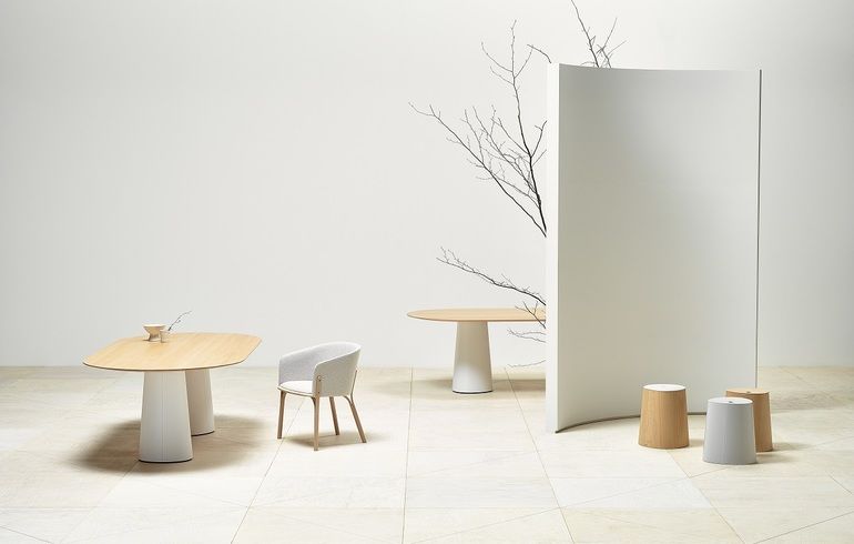 P.O.V._table_P.O.V._stools_Split_armchair.jpg