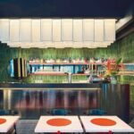 Das Konzept des Stuttgarter Restaurants Ōkyū geht auf die japanische Tempelarchitektur zurück und stammt vom Stuttgarter Studio Komo.
